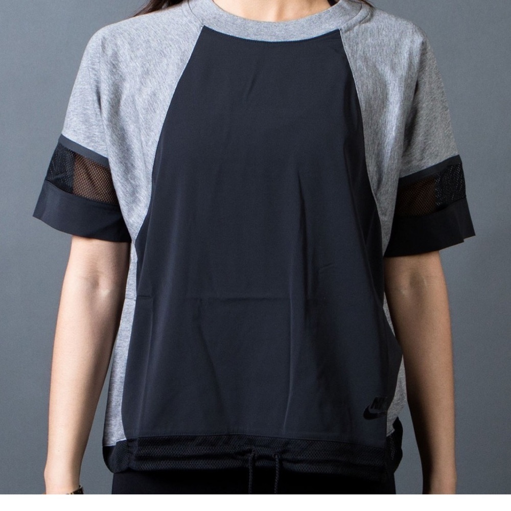 NIKE WOMEN BONDED TEE (BLACK / CARBON HEATHER / BLACK) Size Medium